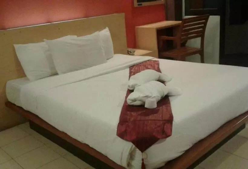 デラックスルーム, Bangkok Travel Suites