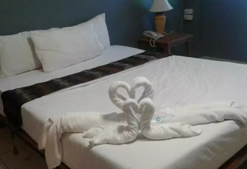 デラックスルーム, Bangkok Travel Suites