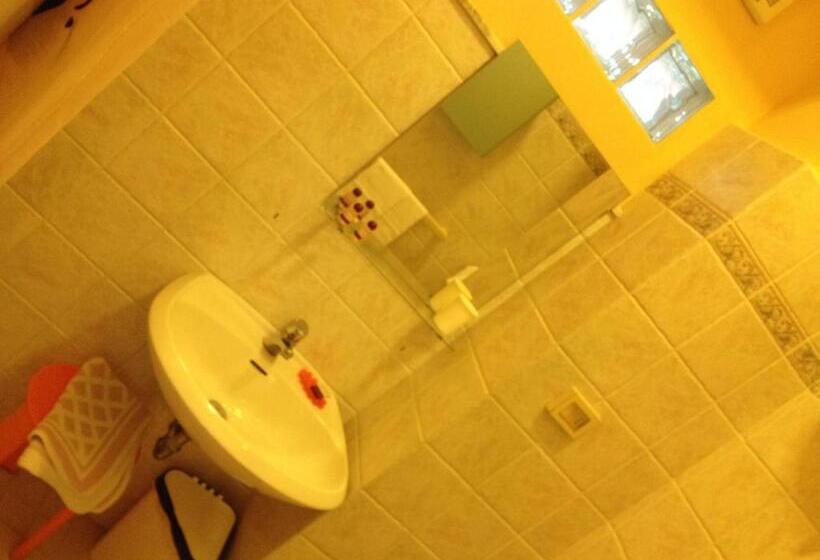 经济房, Casa Lupi