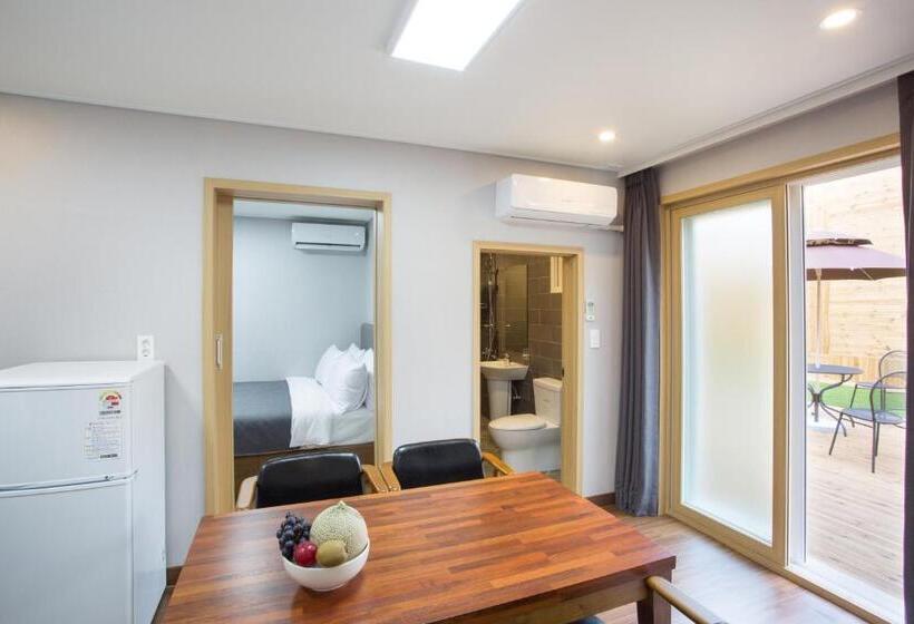 سوئیت 2 خوابه, The Bs Hotel Busan Station