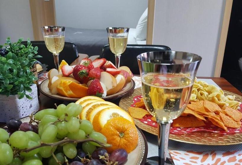 سوئیت 2 خوابه, The Bs Hotel Busan Station