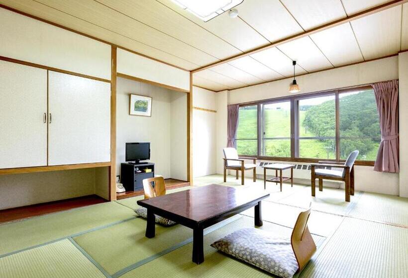 バス共有のスタンダードルーム, Chalet Shiga