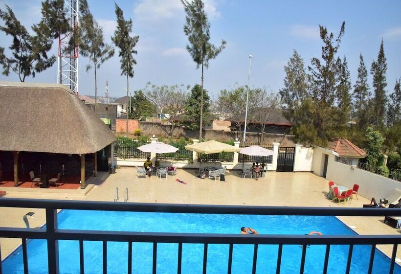 سوئیت برای معلولان, Great Seasons