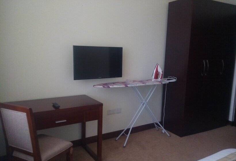 سوئیت برای معلولان, Great Seasons