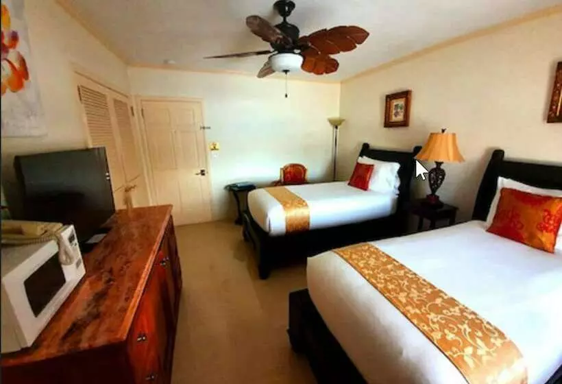 اتاق استاندارد با چشمانداز استخر, Ocean West Boutique