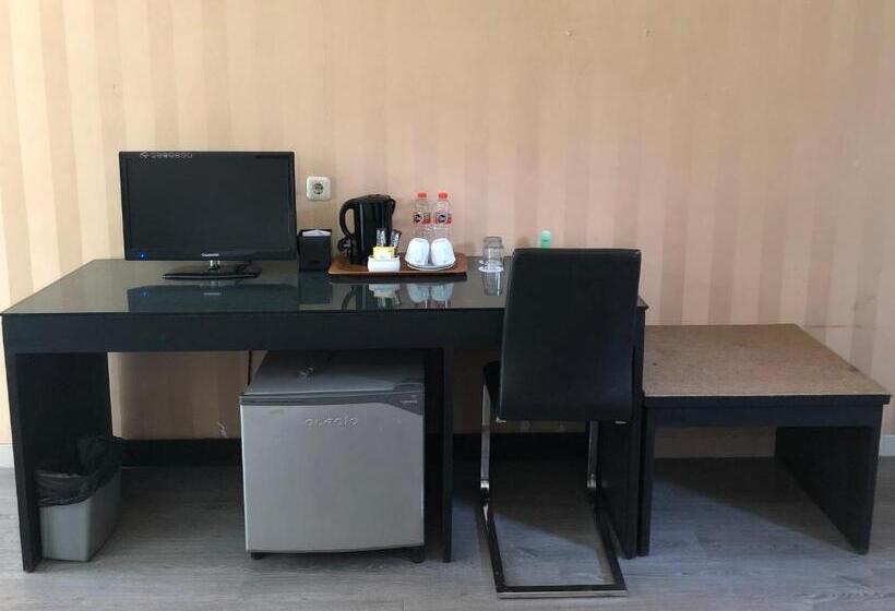 Superior-huone, Sinar 3