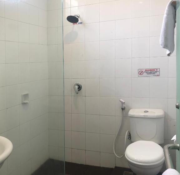 Standard-huone, Sinar 3