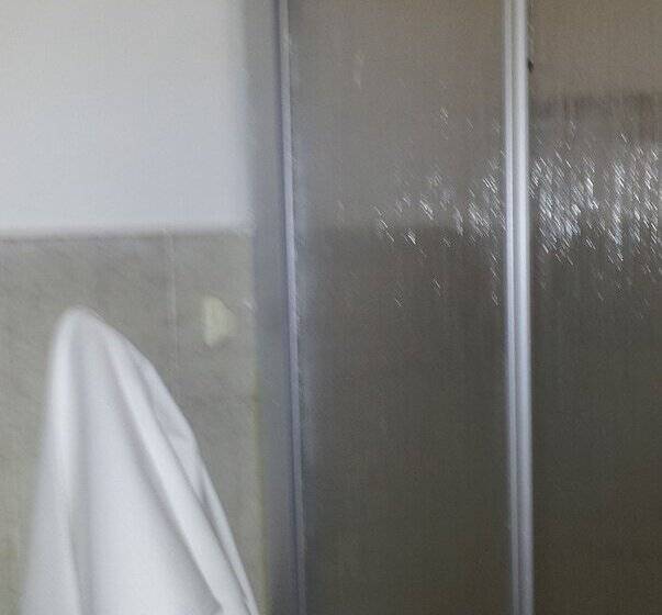 스탠다드 룸, Valentino