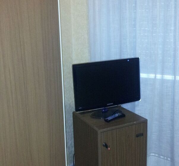 스탠다드 룸, Valentino