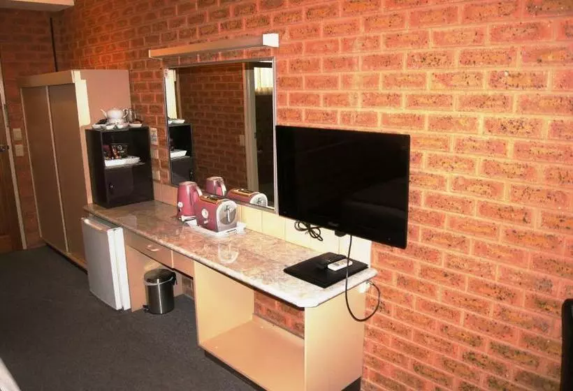 キングサイズベッドのデラックスルーム, Central Yarrawonga Motor Inn