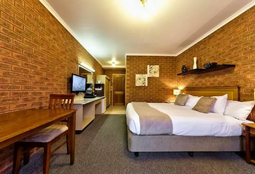 キングサイズベッドのデラックスルーム, Central Yarrawonga Motor Inn