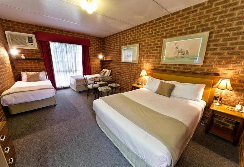 غرفة قياسية ثلاثية, Central Yarrawonga Motor Inn
