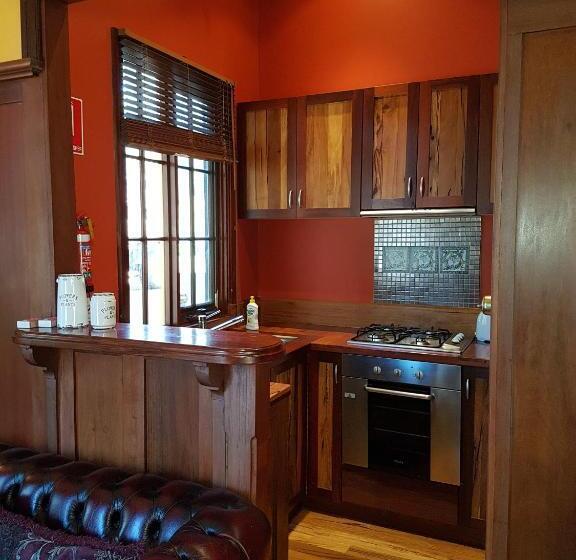 Habitació Estàndard Llit Queen, Bridgefield Guest House