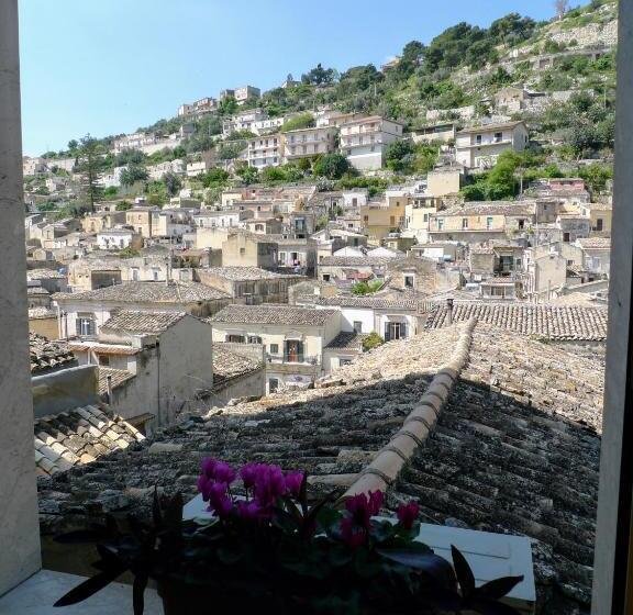 חדר סטנדרט לשלושה, I Tetti Di Siciliando