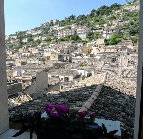اتاق استاندارد سه نفره, I Tetti Di Siciliando
