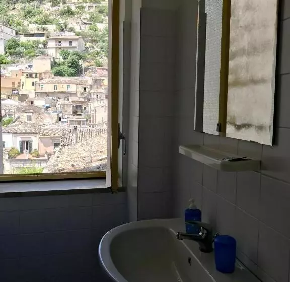 اتاق استاندارد, I Tetti Di Siciliando