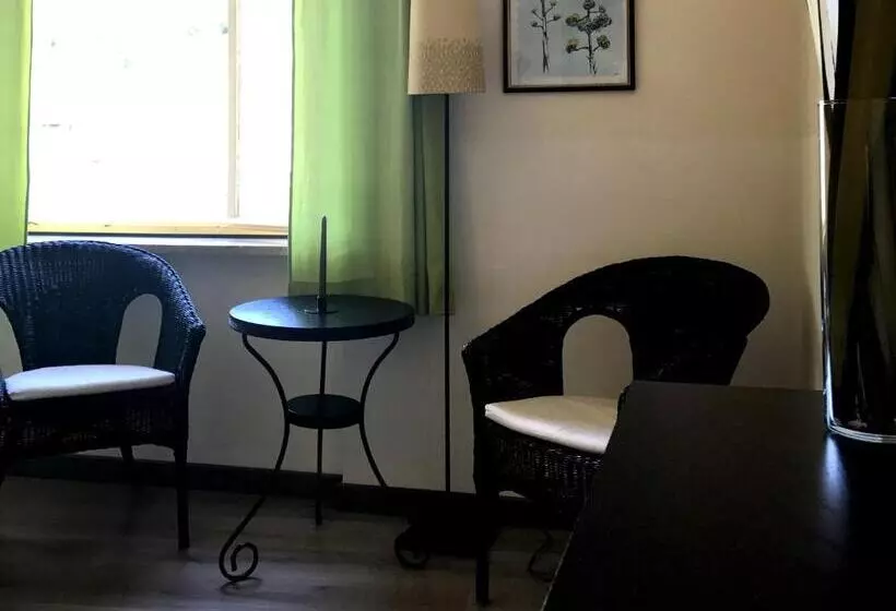 اتاق استاندارد, I Tetti Di Siciliando