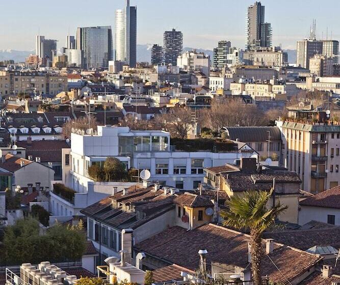 سوییت جونیور با چشمانداز شهر, My Bed Montenapoleone