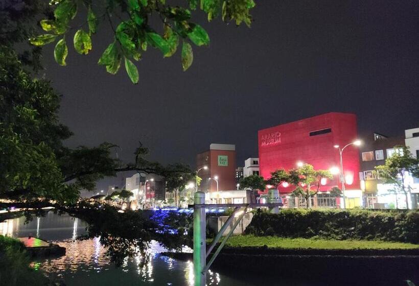 Studio Deluxe, Jeju Vision House