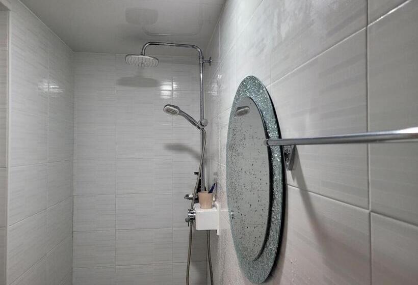 Studio Deluxe, Jeju Vision House