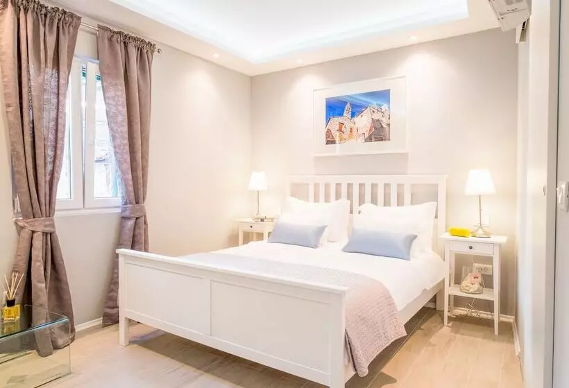 Deluxe Stúdió Szoba, Serenity Split Apartments