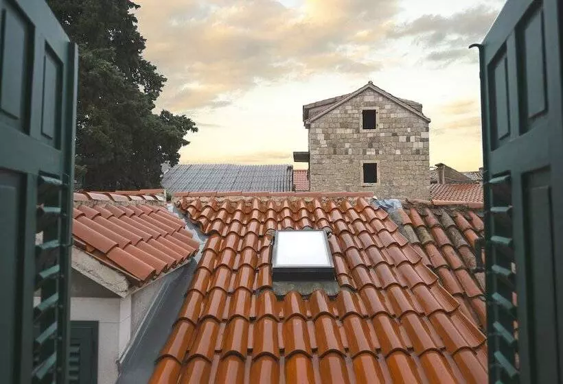Deluxe Stúdió Szoba, Serenity Split Apartments