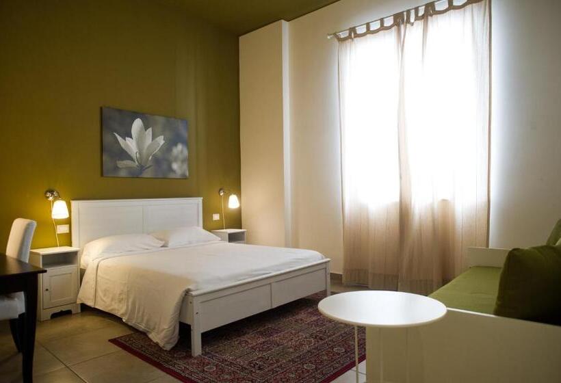 Номер Стандарт Трехместный, B&b Suite Paciotti