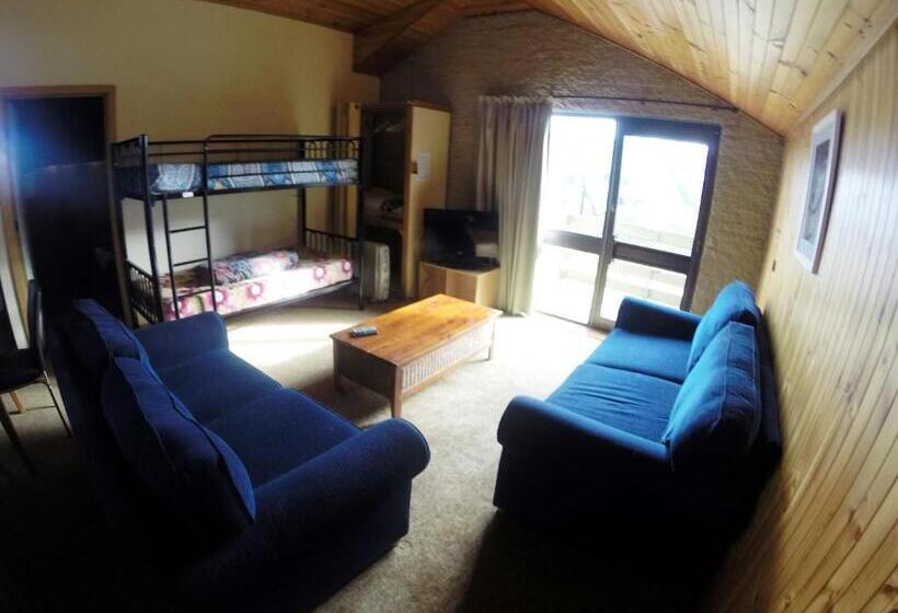 Семейные Апартаменты, Alpine Retreat Mt Buller
