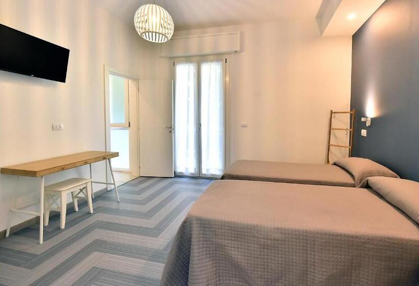 Классический Номер Вид на Море, Doria