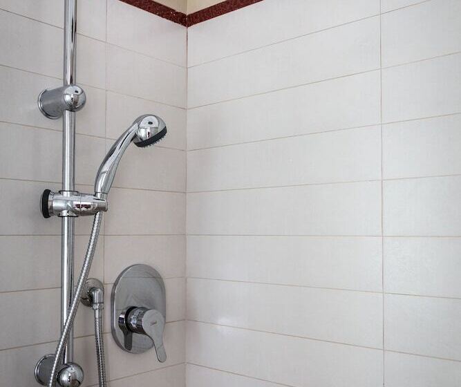 Трехместный Номер Классика, Doria