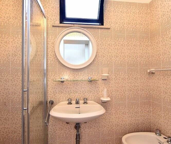 Четырехместный Номер Economy, Doria