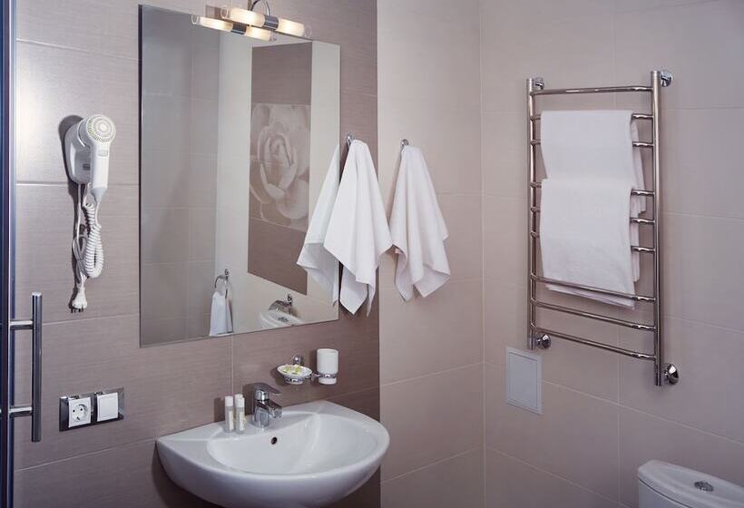 סוויטת ג'וניור, Gubernskaya