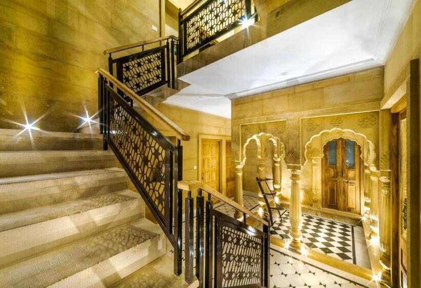 اتاق سوپریور, Helsinki House