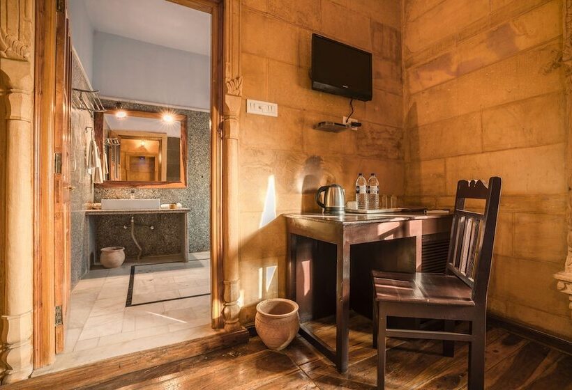 اتاق لوکس, Helsinki House