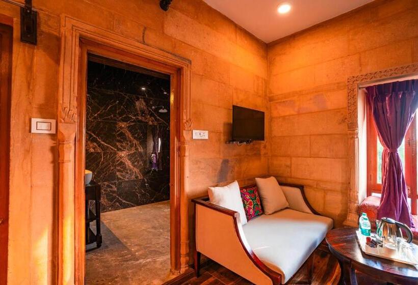 اتاق لوکس, Helsinki House