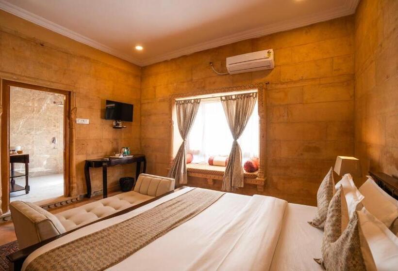 اتاق لوکس, Helsinki House