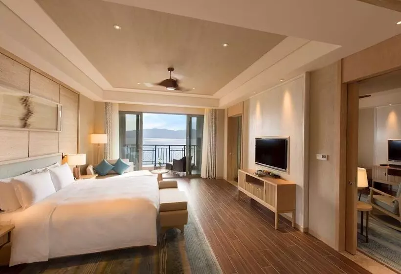デラックススイート, Hilton Yuxi Fuxian Lake