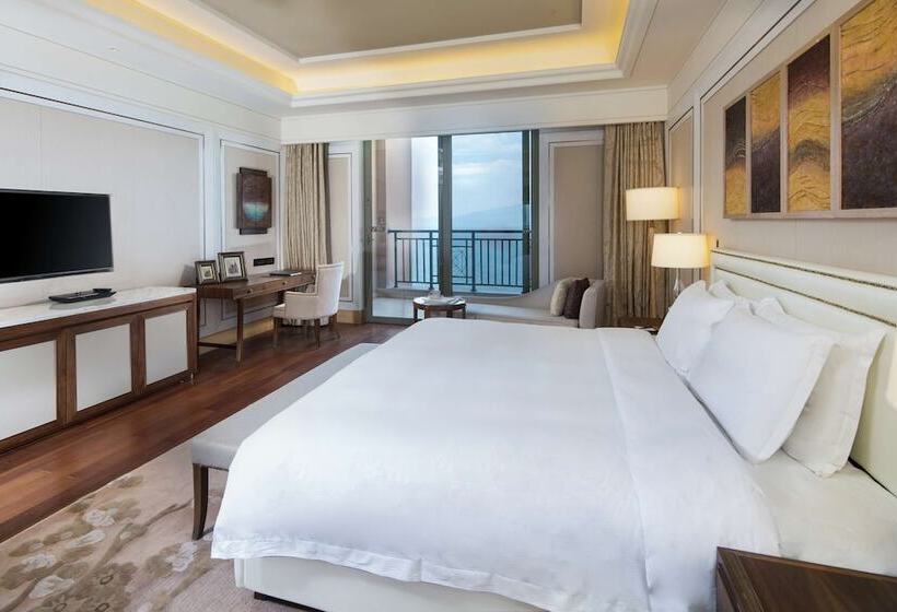디럭스 스위트, Hilton Yuxi Fuxian Lake