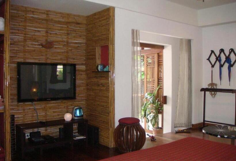 ビラホテル１ベッドルーム, La Cigale