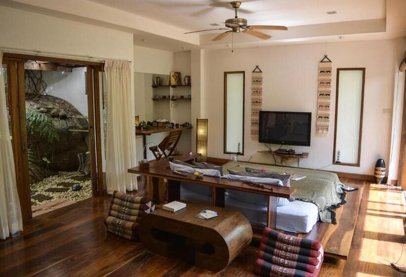 ビラホテル１ベッドルーム, La Cigale