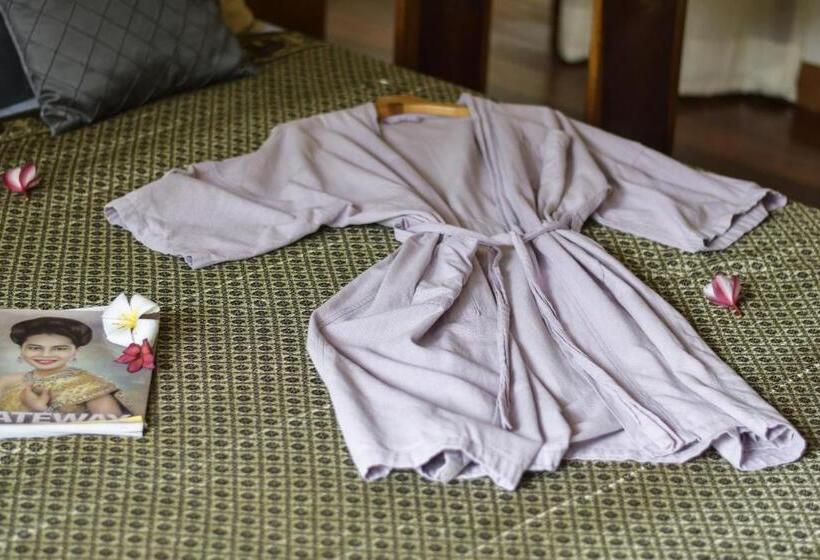 ビラホテル１ベッドルーム, La Cigale