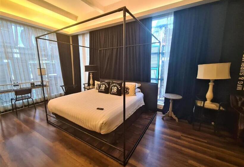 Pokój Premium, M Boutique Station 18