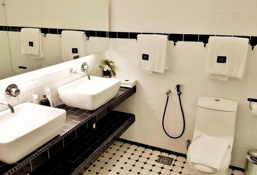 Pokój Rodzinny Deluxe, M Boutique Station 18