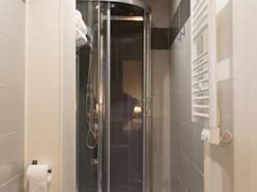 غرفة قياسية, Storia Da Ennio