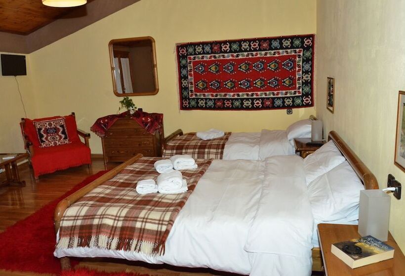 家庭套房, To Balkoni Tis Agorianis