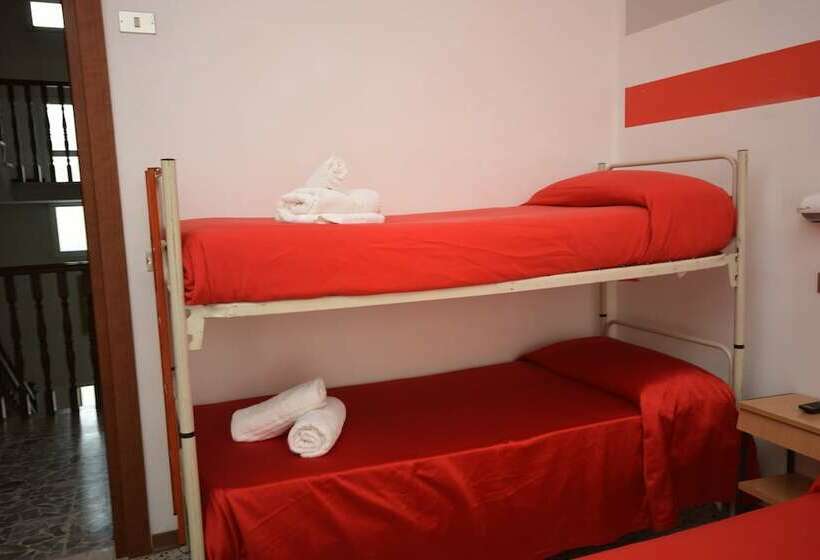 غرفة قياسية رباعية, Villa Dei Platani