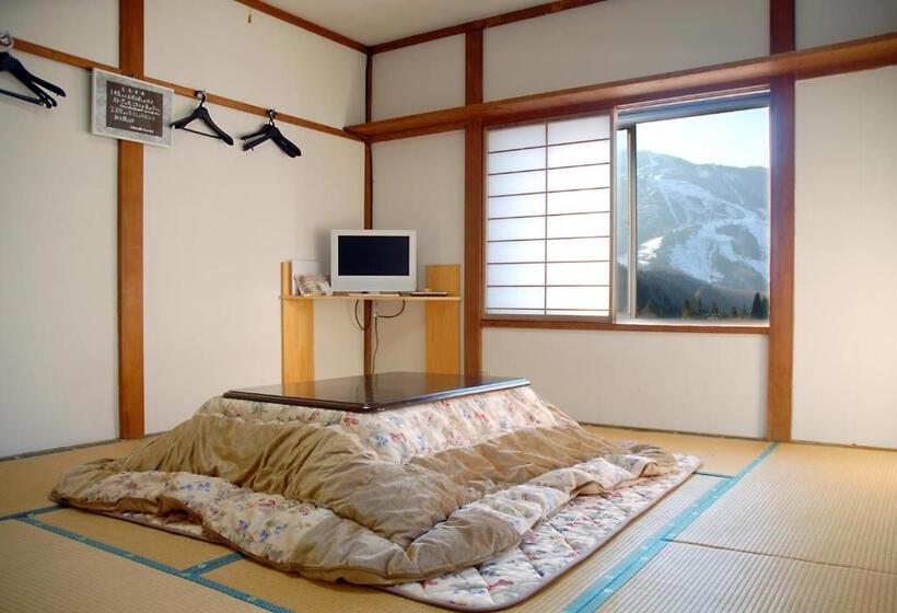 Номер Стандарт Совместная Ванная, Family House Akashiya