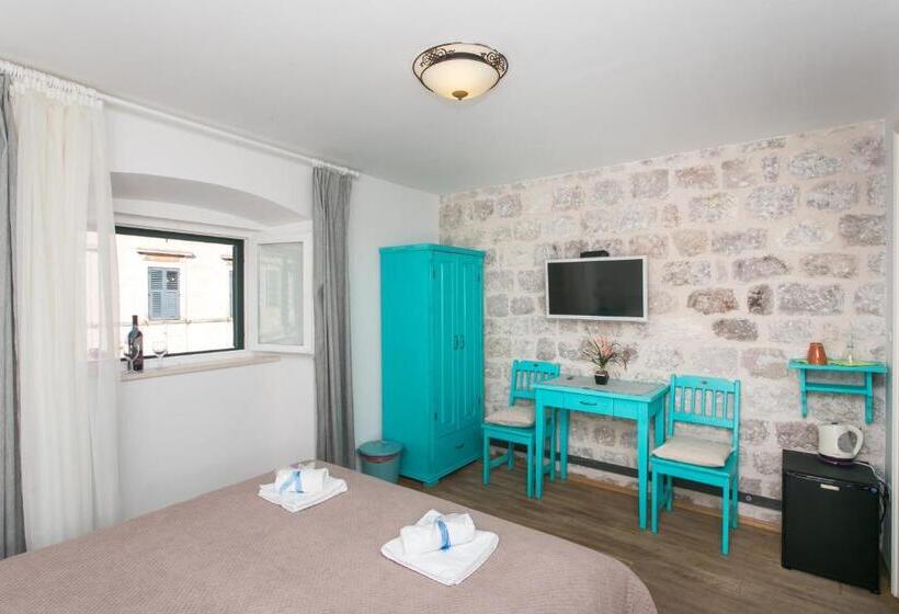 غرفة قياسية مطلة على المدينة, Lumin Guest House