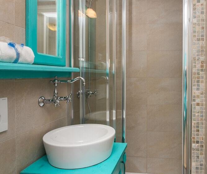 غرفة قياسية مطلة على المدينة, Lumin Guest House