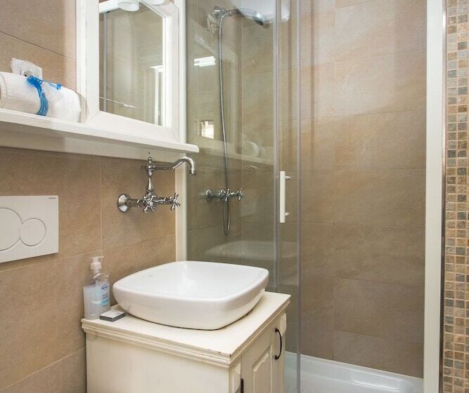 غرفة ديلوكس مطلة على المدينة, Lumin Guest House